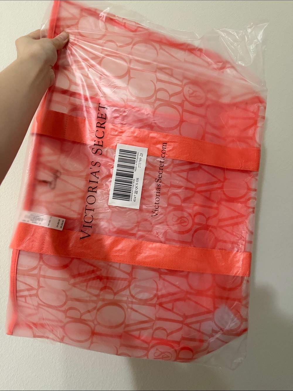 VICTORIA'S SECRET Mesh carryall Beach Tote